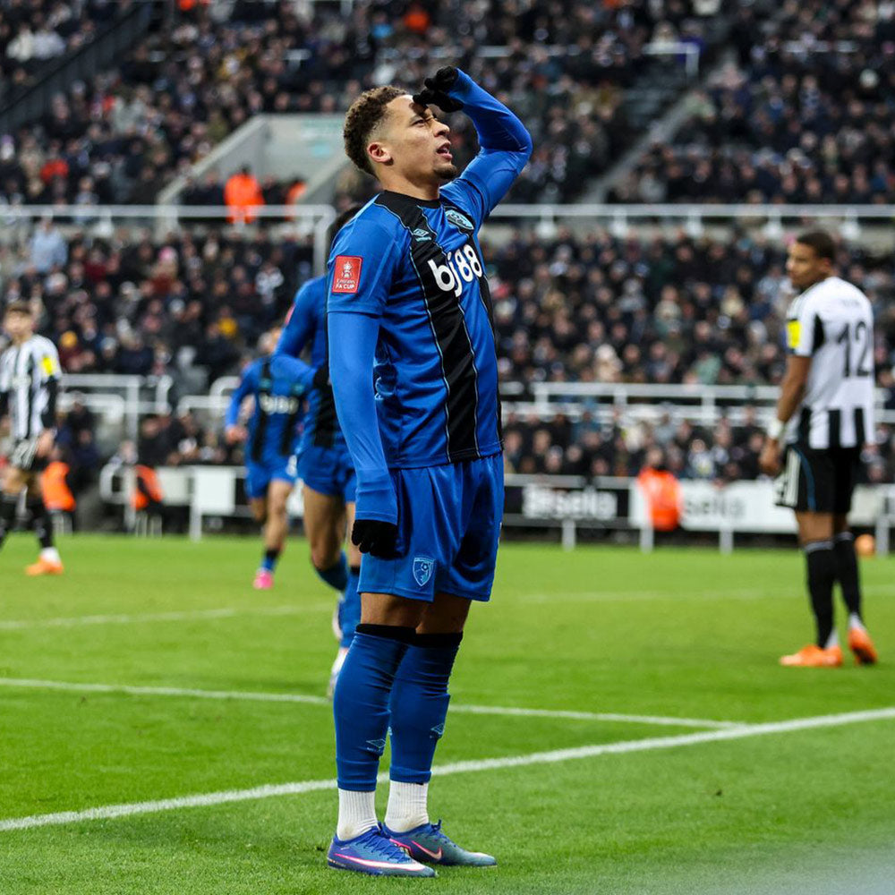 Marcus Tavernier Signed FA Cup Shirt - Newcastle United 25/26